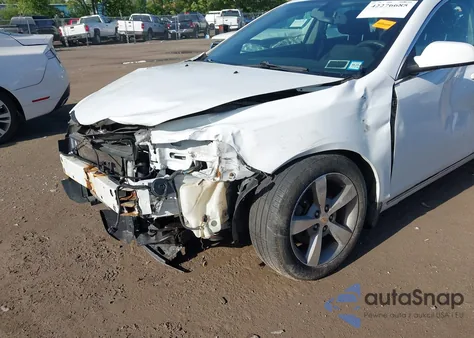 2011 Chevrolet Malibu 1Lt из США, поврежденный, VIN 1G1ZC5E12BF117570